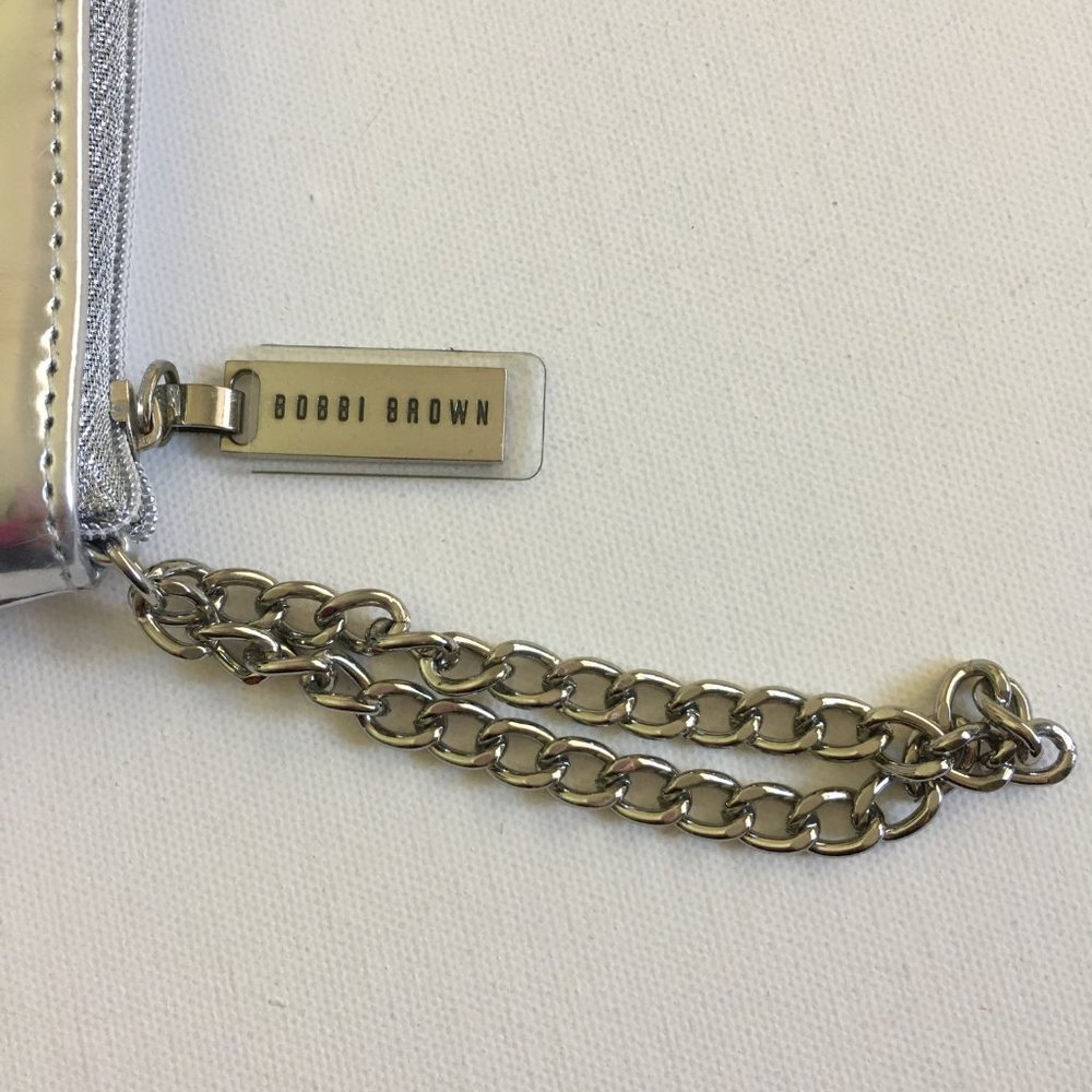 Bobbi Brown NEW Silver Chain Wristlet Zippered Pouch w/Mirror 6.5" x 4" x 1.75" - Picture 4 of 15